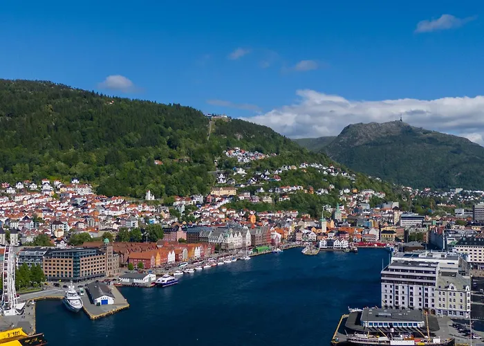 Bryggen // Floyen Living * 베르겐