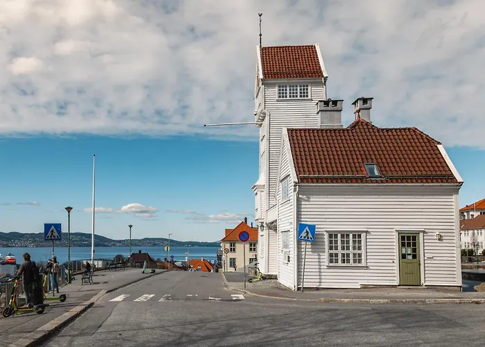 Bryggen // Fløyen Living * Bergen